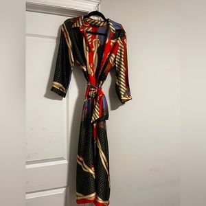 Beautiful silk long button up dress with detachable belt